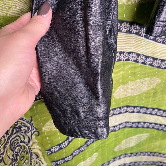 Y2K Wilson Vintage Maxima Black Leather Jacket Size Small - Picture 7 of 15